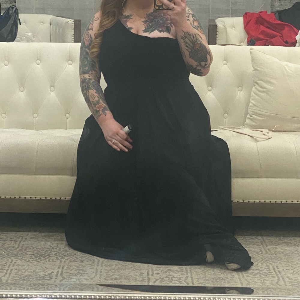 Bridesmaid Dress/Event Dress - Picture 4 of 10